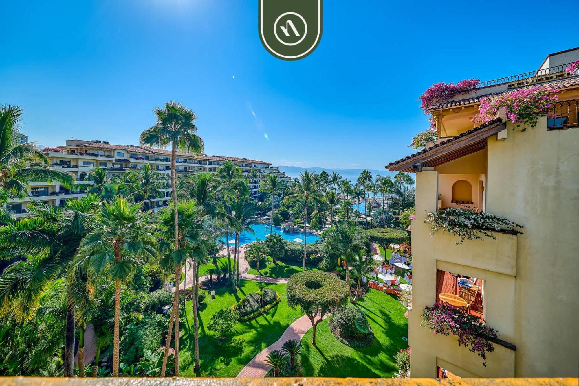 Beachfront 2 Bedroom Condo - Beach - Pools - Tennis Puerto Vallarta Exterior foto